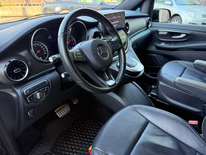 Mercedes-Benz V 250 