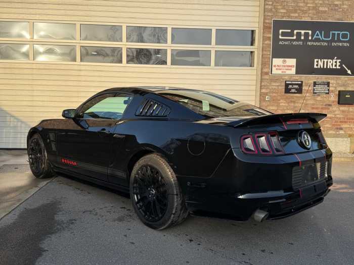 Ford Mustang 